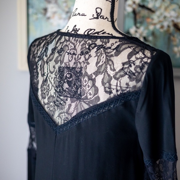 EXPRESS LONG SLEEVE LACE INSET DRESS BLACK S/P - Picture 4 of 7